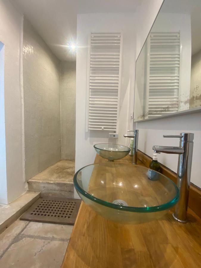 Auberge De La Croix Du Pape Èze Zewnętrze zdjęcie
