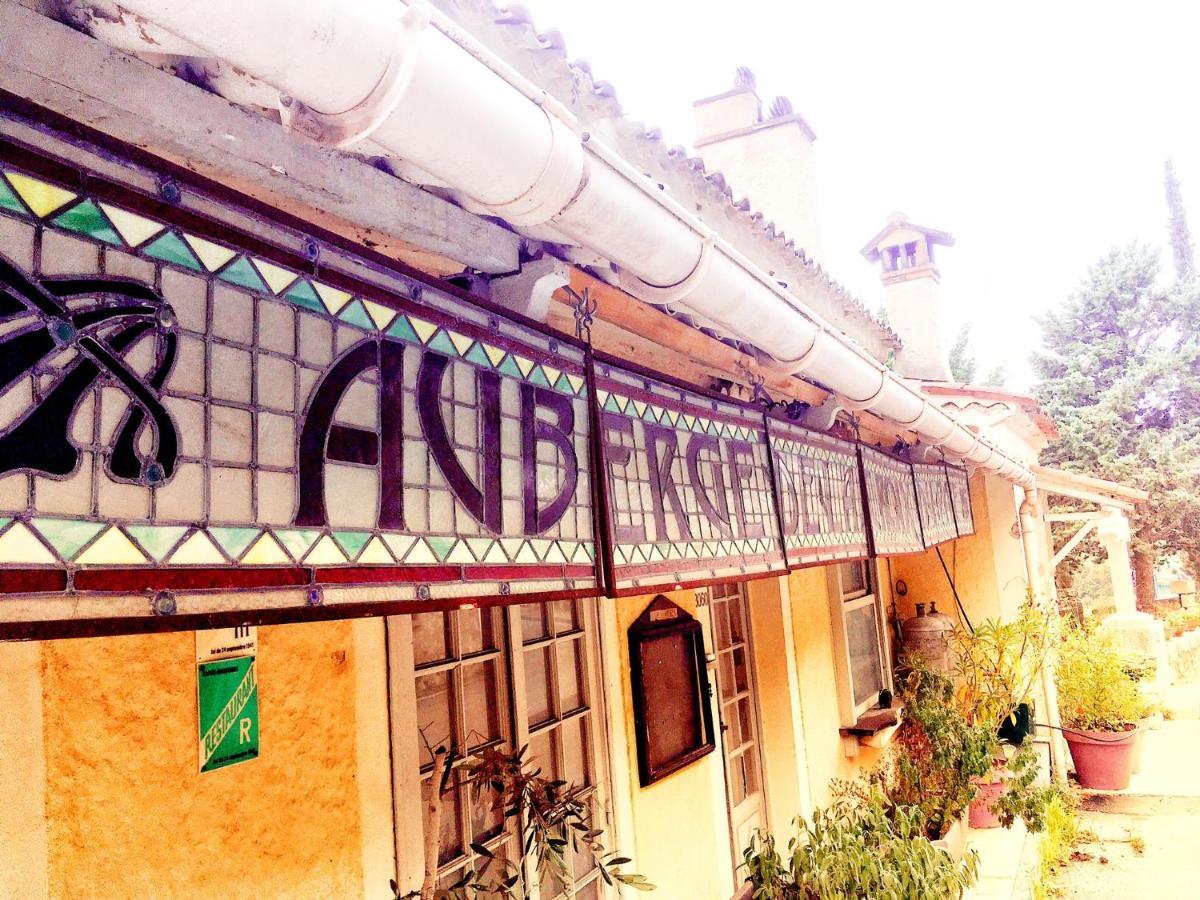 Auberge De La Croix Du Pape Èze Zewnętrze zdjęcie